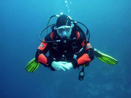 Ask LIU! Tell me about scuba diving in Gran Canaria