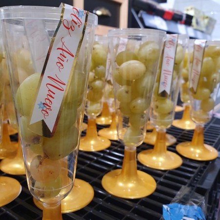 12 Grapes For 12 Months: A Spanish New Year’s Eve Custom